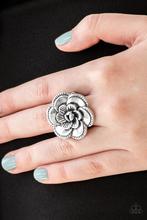 FLOWERBED and Breakfast - silver - Paparazzi ring