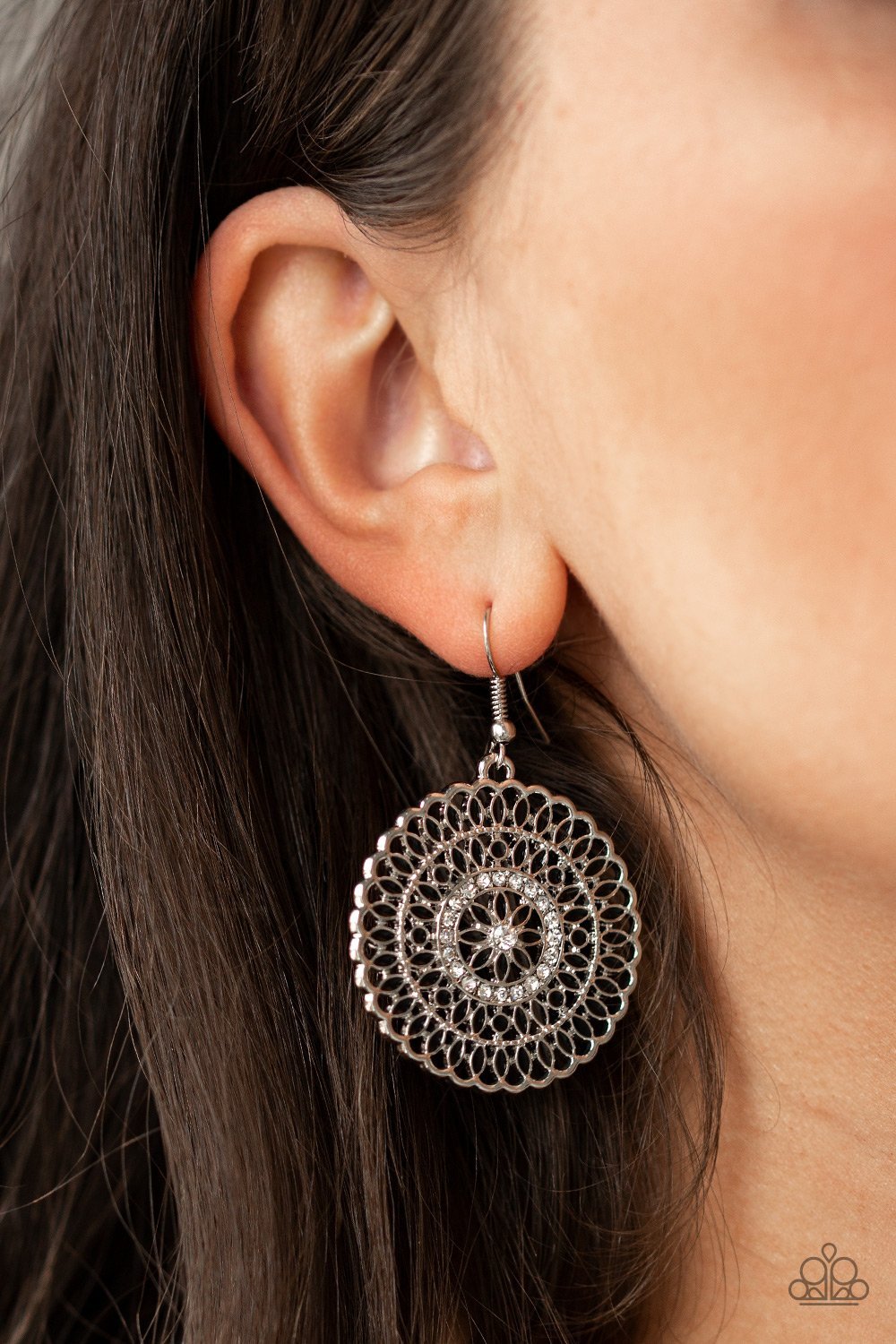 Pinwheel and Deal - black - Paparazzi earrings